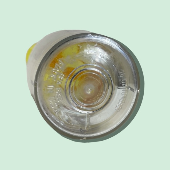 Margaritaville It’s A State Of Mind 26 oz Insulated Tumbler Parrot Clear Yellow - Picture 5 of 6